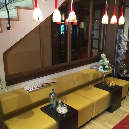 Zum Rosengarten 2* دارمشتاد