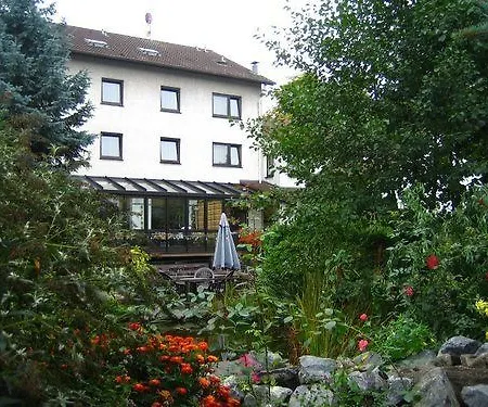 Zum Rosengarten ホテル ダルムシュタット