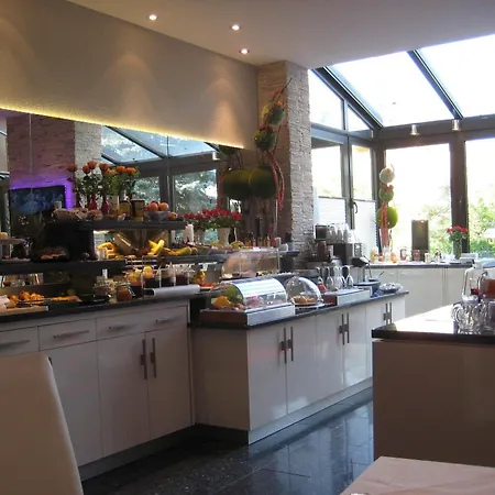 فندق Zum Rosengarten دارمشتاد