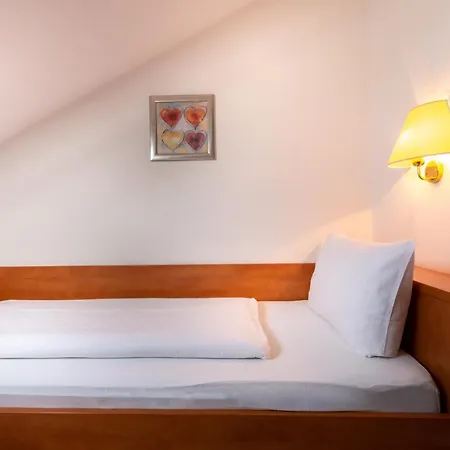 Zum Rosengarten Hotel Darmstadt