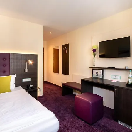 فندق Zum Rosengarten 2*