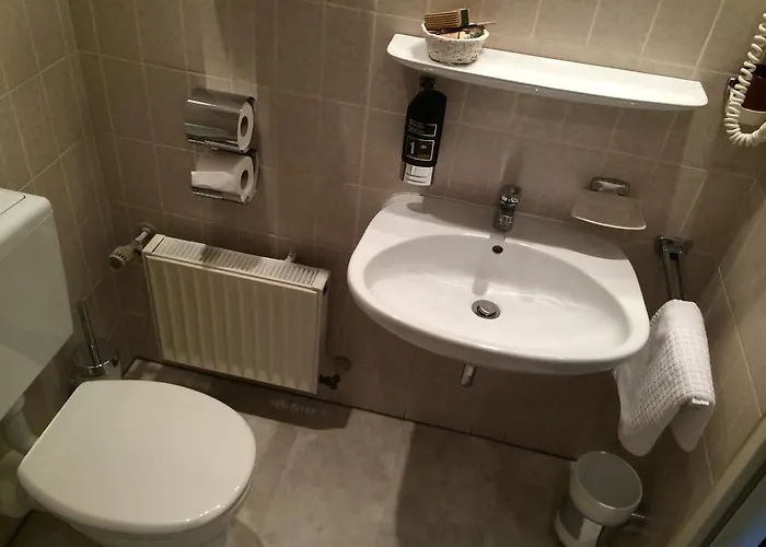 Zum Rosengarten Hotel Darmstadt