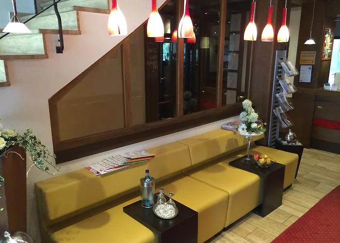 Zum Rosengarten 2* Darmstadt