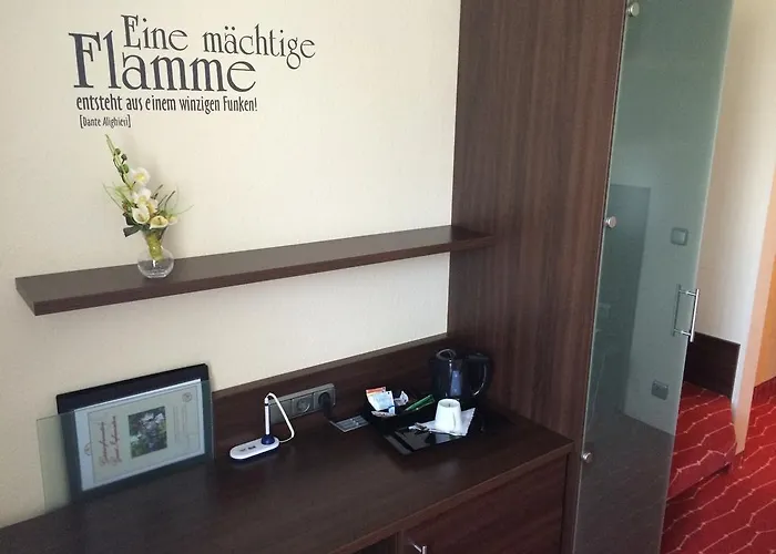 Zum Rosengarten 2* Darmstadt