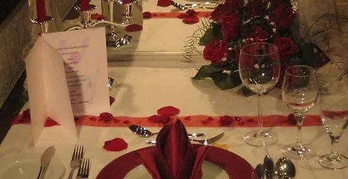 Zum Rosengarten 2* Darmstadt