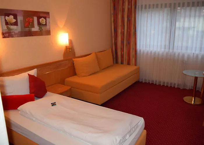 Zum Rosengarten Hotel 2*