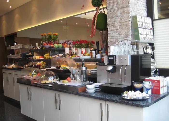 Zum Rosengarten Hotel 2*